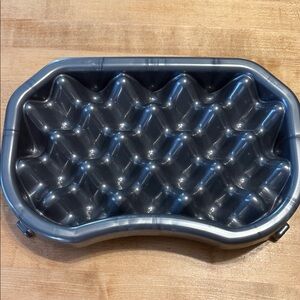 Pet slow feeder dish